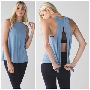 Lululemon All Tied Up Tank Heathered Blue Denim Sleeveless Top Tee Shirt Sz S